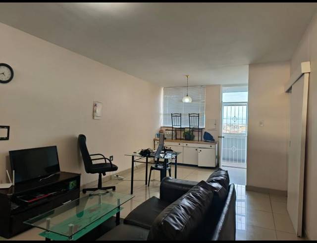 2 BEDROOM APARTMENT FOR SALE IN GOODWOOD CENTRAL